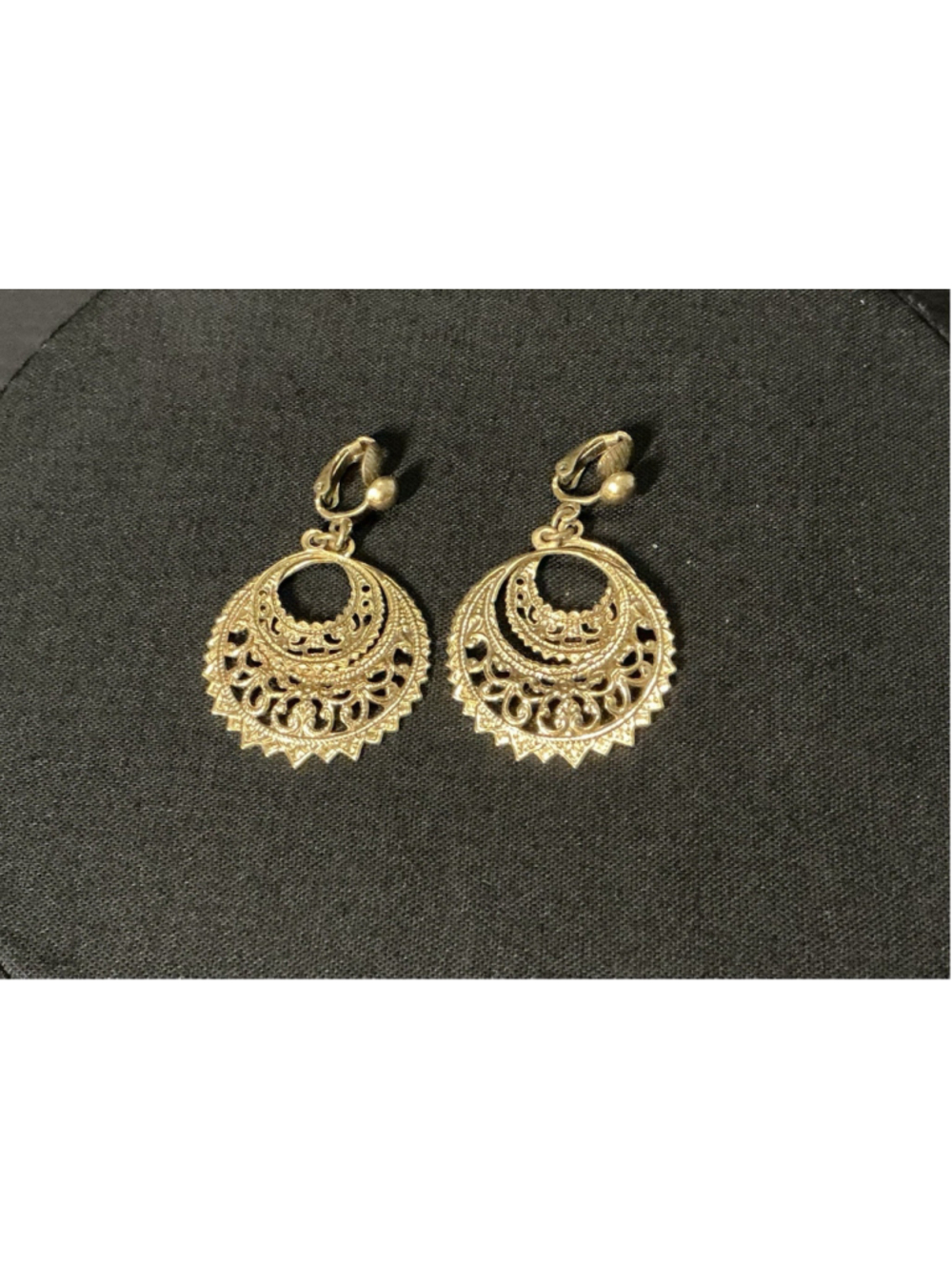 Vintage Gold Tone Filigree Tiered Chandelier Hoop Clip On Earrings Ornate Boho.